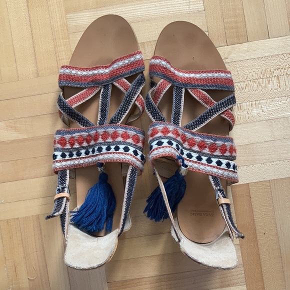 Zara tan/brown leather strappy blue tassel flat sandals, women’s EUR 37 / US 6.5 - Picture 12 of 13